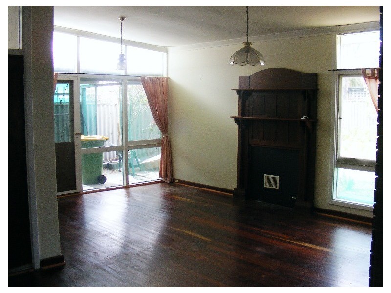 10 Columbia Close, Rockingham WA 6168