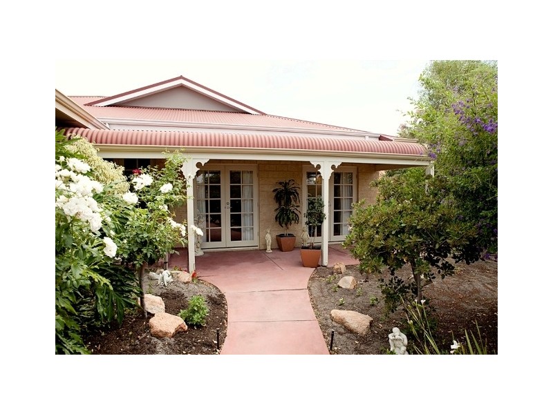 5 Ellery Court, Success WA 6164