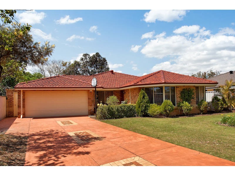 15 Folland Parade, Atwell WA 6164