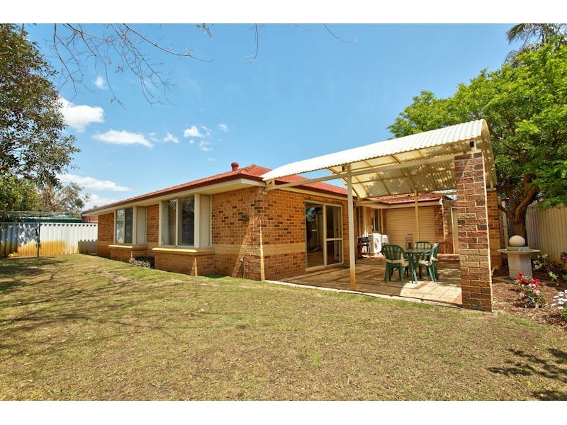 15 Folland Parade, Atwell WA 6164