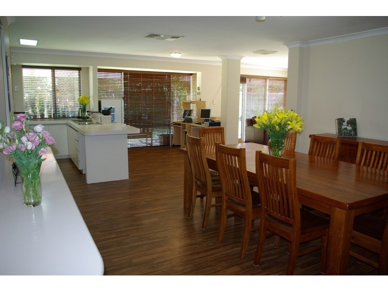 10 Walters Retreat, Atwell WA 6164