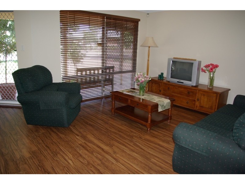 10 Walters Retreat, Atwell WA 6164