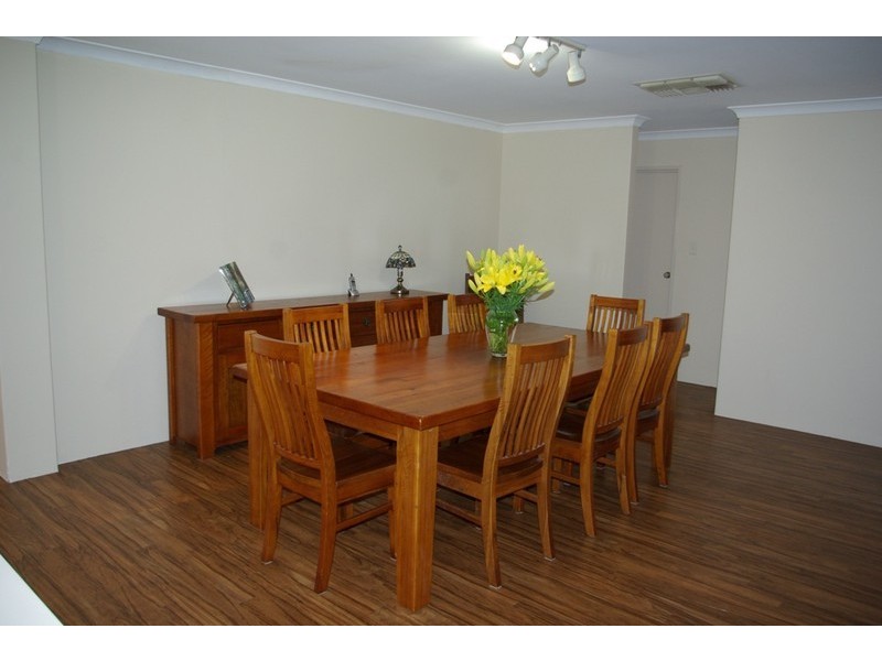10 Walters Retreat, Atwell WA 6164