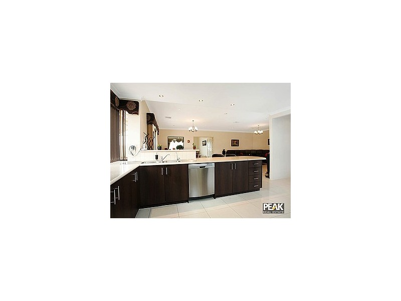 13 Vetiver Link, Atwell WA 6164