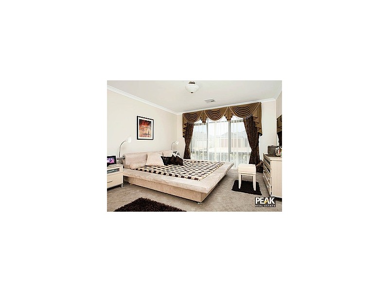 13 Vetiver Link, Atwell WA 6164