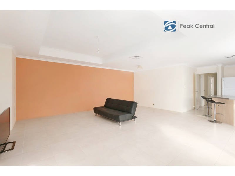 130 Lyon Road, Aubin Grove WA 6164