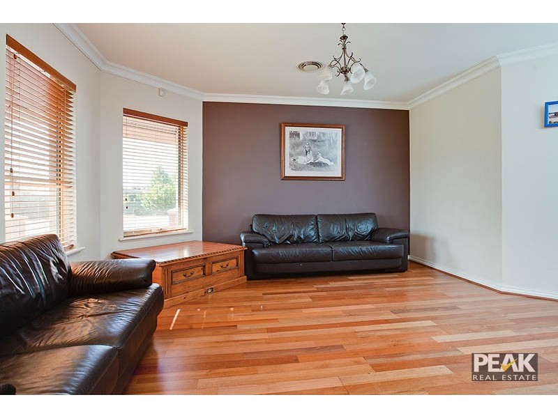 7 Calder Way, Atwell WA 6164