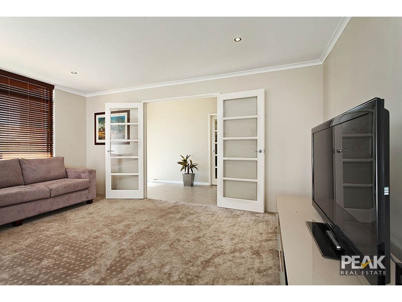 4 Vetiver Link, Atwell WA 6164