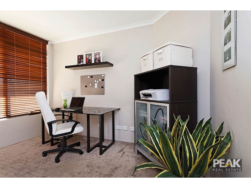 4 Vetiver Link, Atwell WA 6164