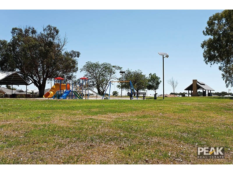 4 Vetiver Link, Atwell WA 6164