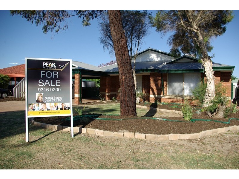 4 Hayton Mews, Atwell WA 6164