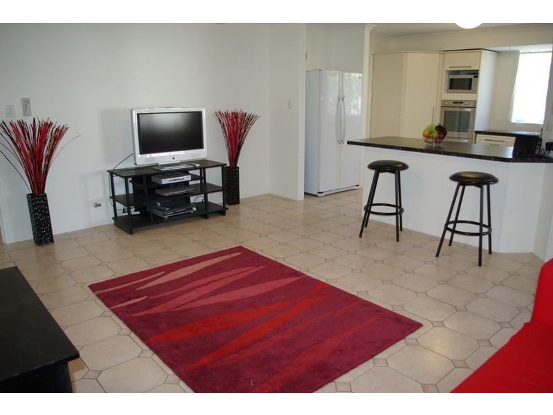 4 Hayton Mews, Atwell WA 6164