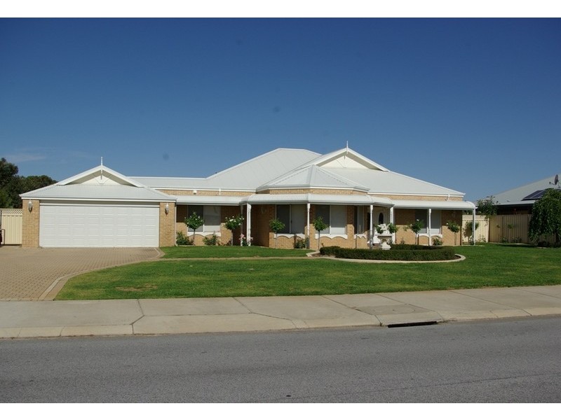 285 Tapper Road, Atwell WA 6164