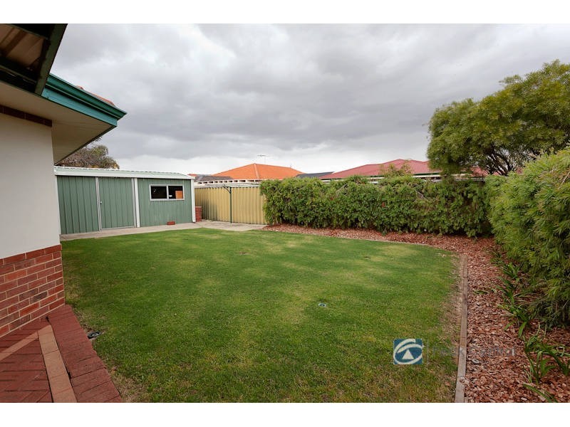 17 Jenkin Mews, Atwell WA 6164