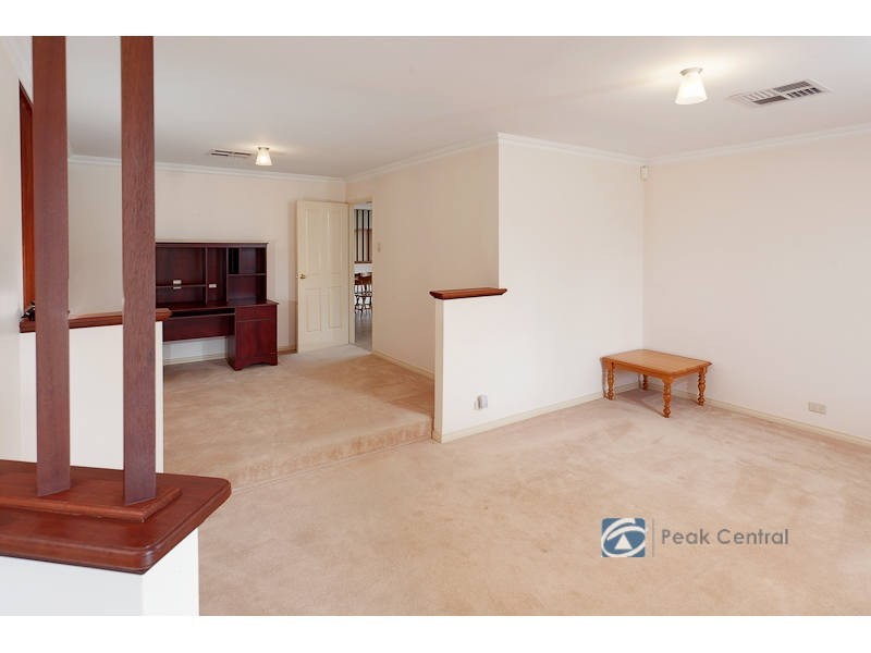 17 Jenkin Mews, Atwell WA 6164