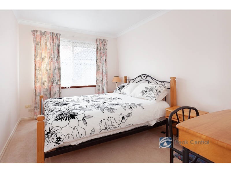 17 Jenkin Mews, Atwell WA 6164