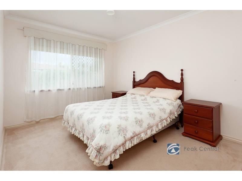 17 Jenkin Mews, Atwell WA 6164