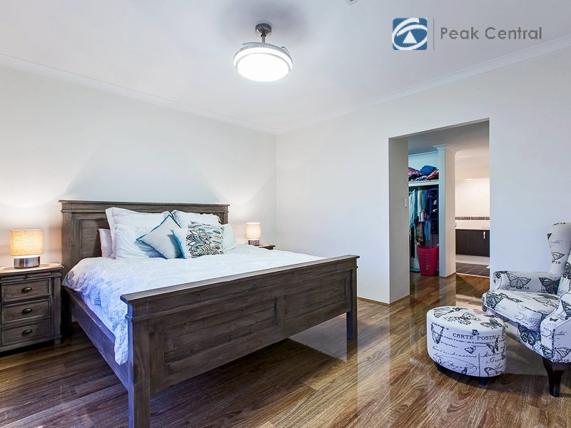 24 Descanso Loop, Aubin Grove WA 6164