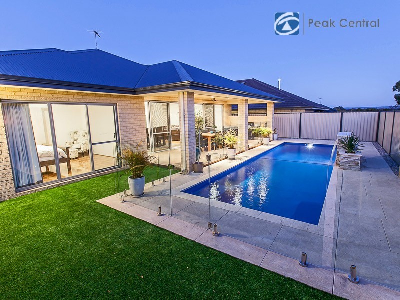 24 Descanso Loop, Aubin Grove WA 6164