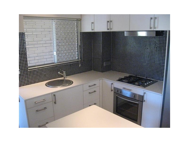 23/303 Harbourne Street, Glendalough WA 6016