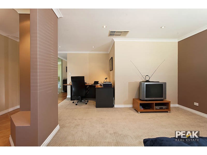 17  Connolly Mews, Atwell WA 6164