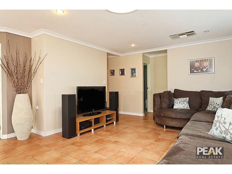 17  Connolly Mews, Atwell WA 6164