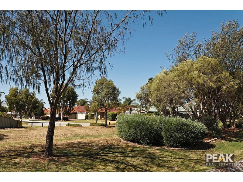 17  Connolly Mews, Atwell WA 6164
