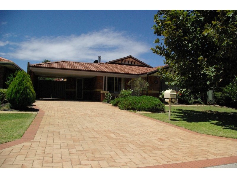 172 Brenchley Drive, Atwell WA 6164