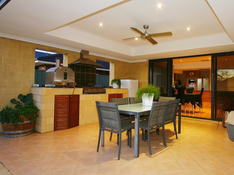 14 Kanji Loop, Atwell WA 6164