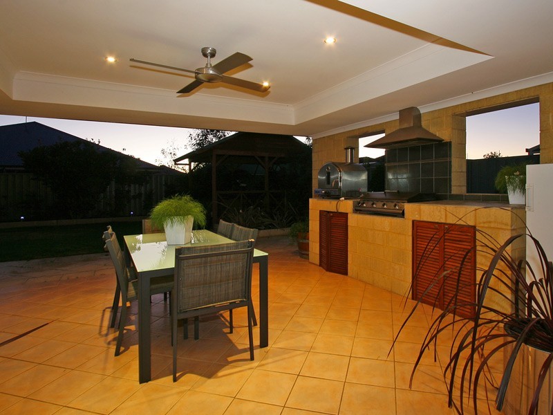 14 Kanji Loop, Atwell WA 6164