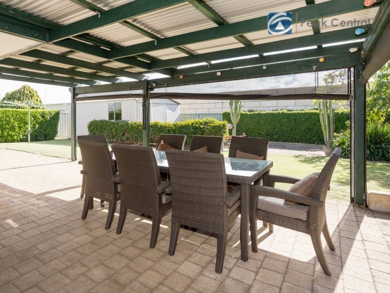 36 Carlhausen Close, Atwell WA 6164