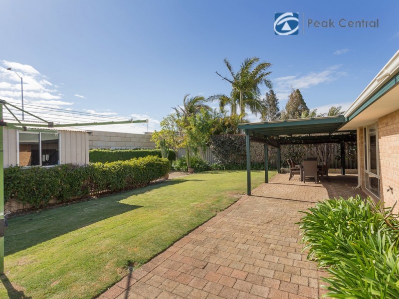 36 Carlhausen Close, Atwell WA 6164