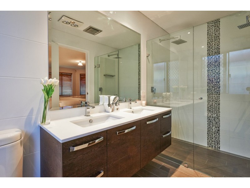 67 Delton Way, Atwell WA 6164