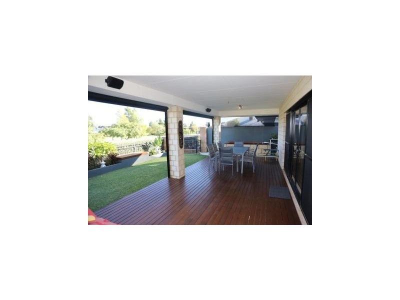 7 Morialta View, Aubin Grove WA 6164