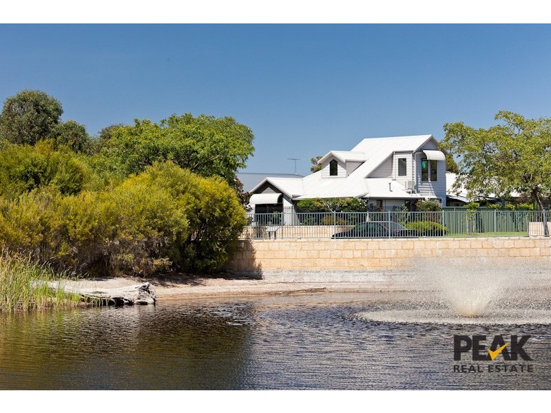 31 Paperbark Lane, Atwell WA 6164