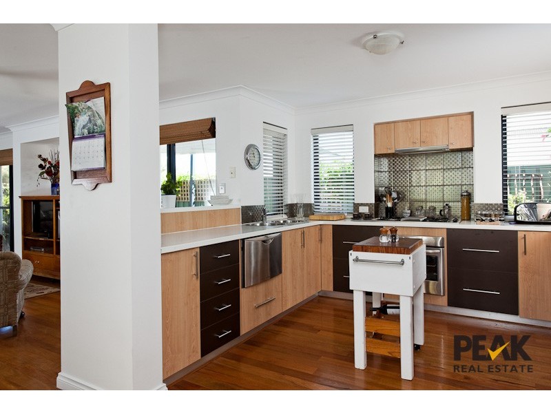 31 Paperbark Lane, Atwell WA 6164