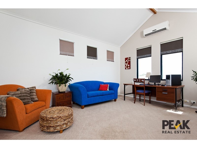 31 Paperbark Lane, Atwell WA 6164