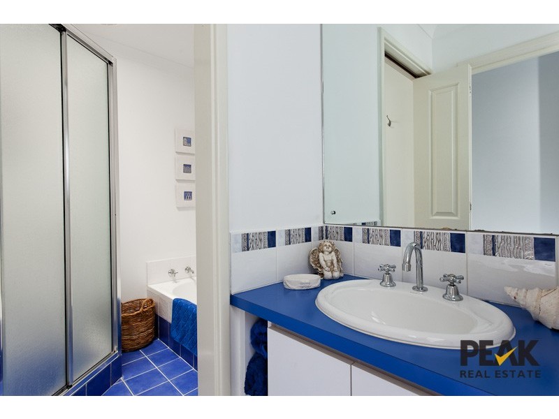31 Paperbark Lane, Atwell WA 6164