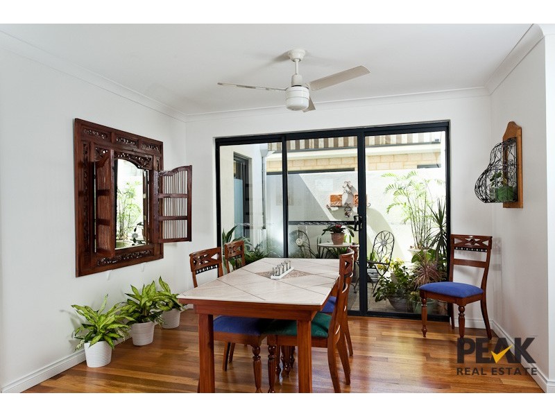 31 Paperbark Lane, Atwell WA 6164