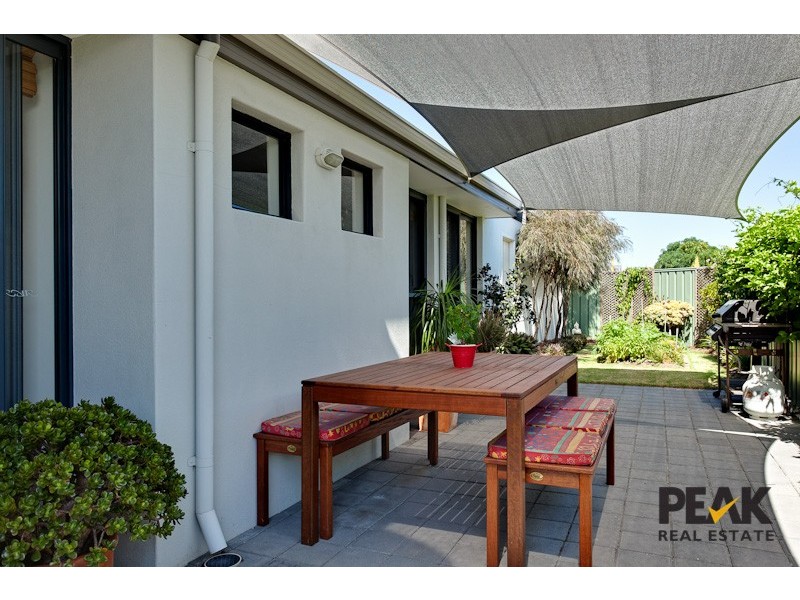 31 Paperbark Lane, Atwell WA 6164