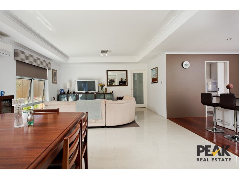 20 Elemi Bend, Atwell WA 6164