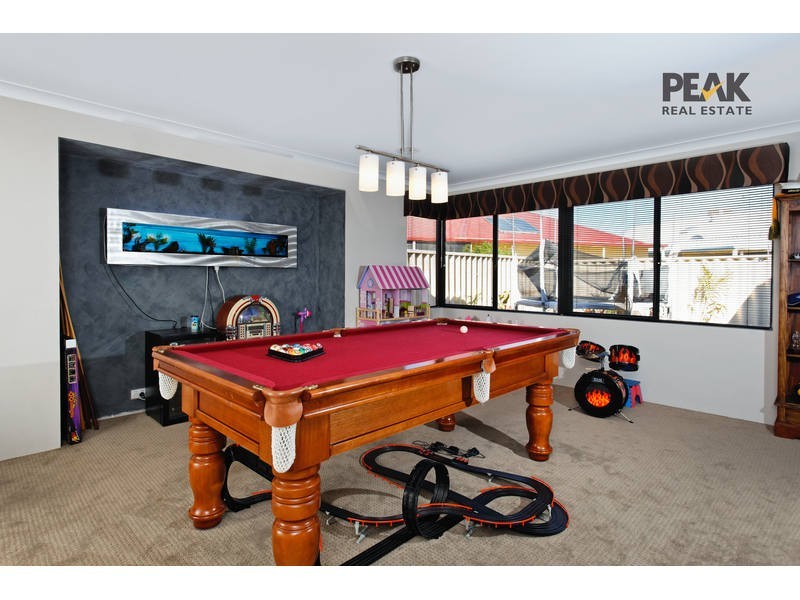 16 Aurora Drive, Atwell WA 6164