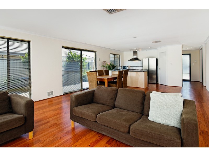 17 Balboa Loop, Aubin Grove WA 6164