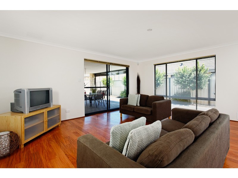 17 Balboa Loop, Aubin Grove WA 6164