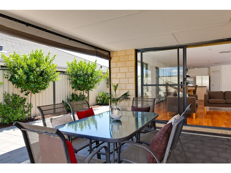 17 Balboa Loop, Aubin Grove WA 6164