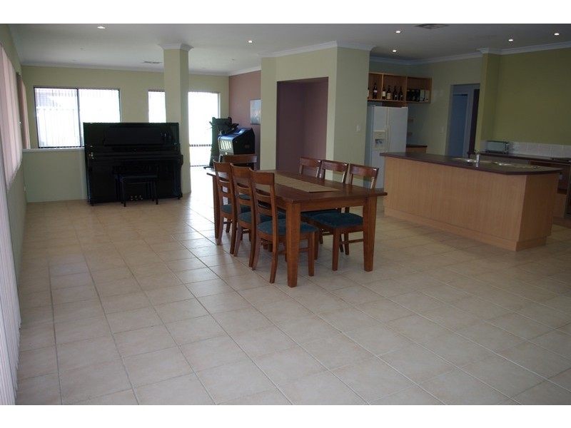 5 Goodwill Avenue, Atwell WA 6164