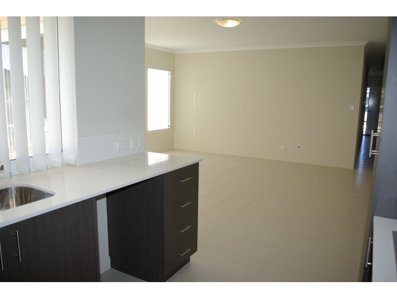 6A Torrey Crescent, Aubin Grove WA 6164