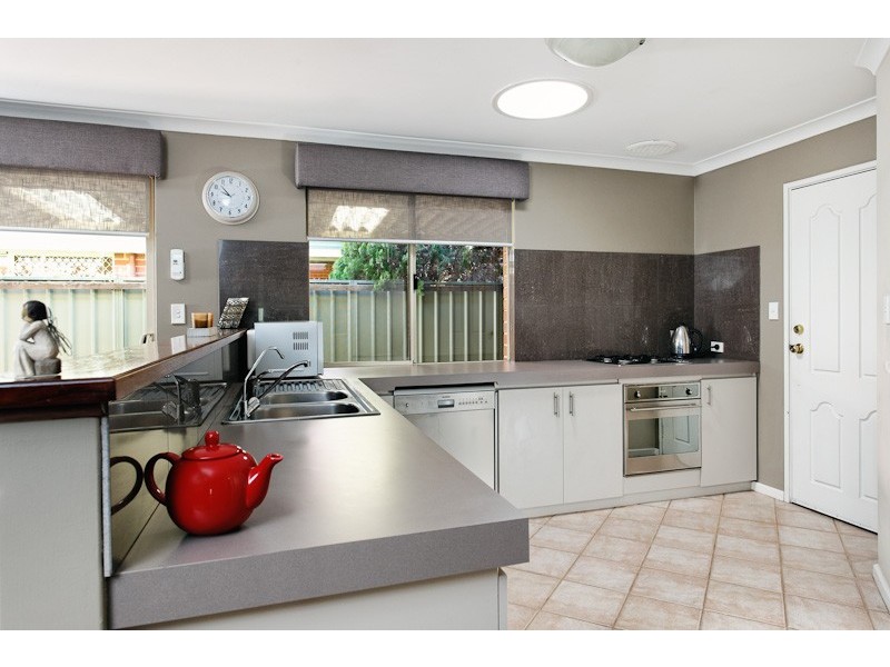 16 Strand Close, Atwell WA 6164