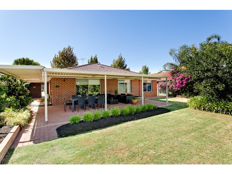16 Strand Close, Atwell WA 6164