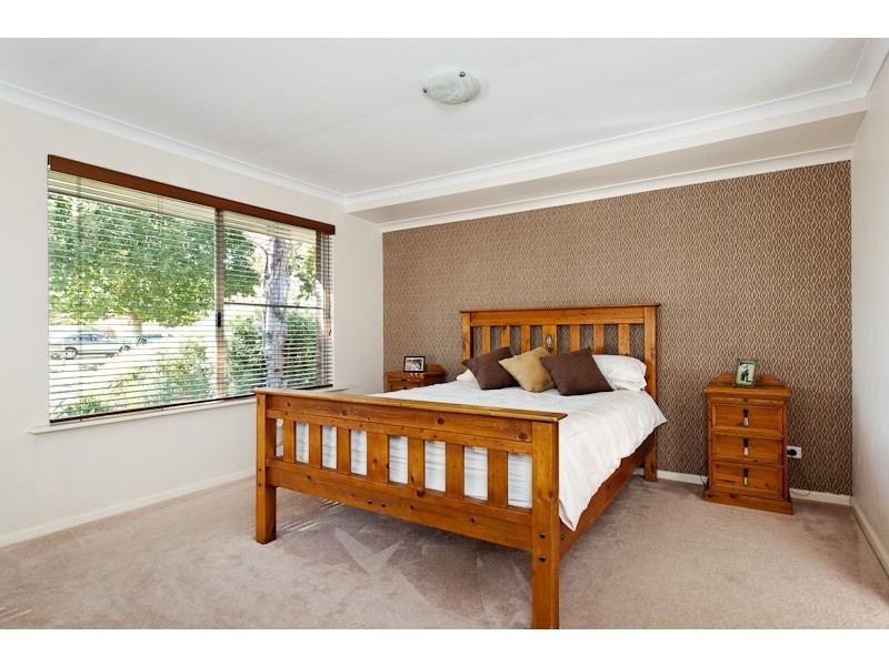 16 Strand Close, Atwell WA 6164